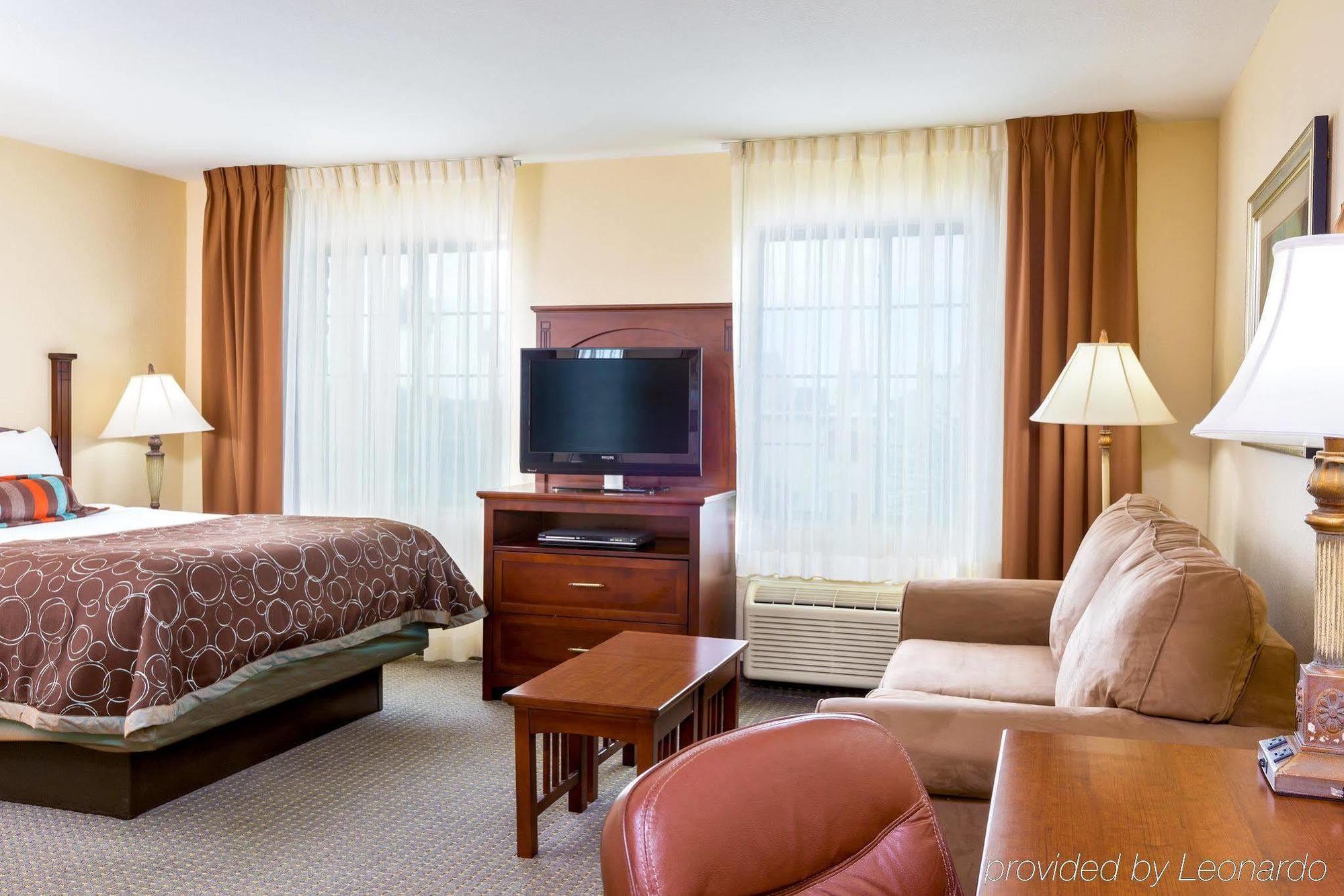 Staybridge Suites Mcallen By Ihg מראה חיצוני תמונה