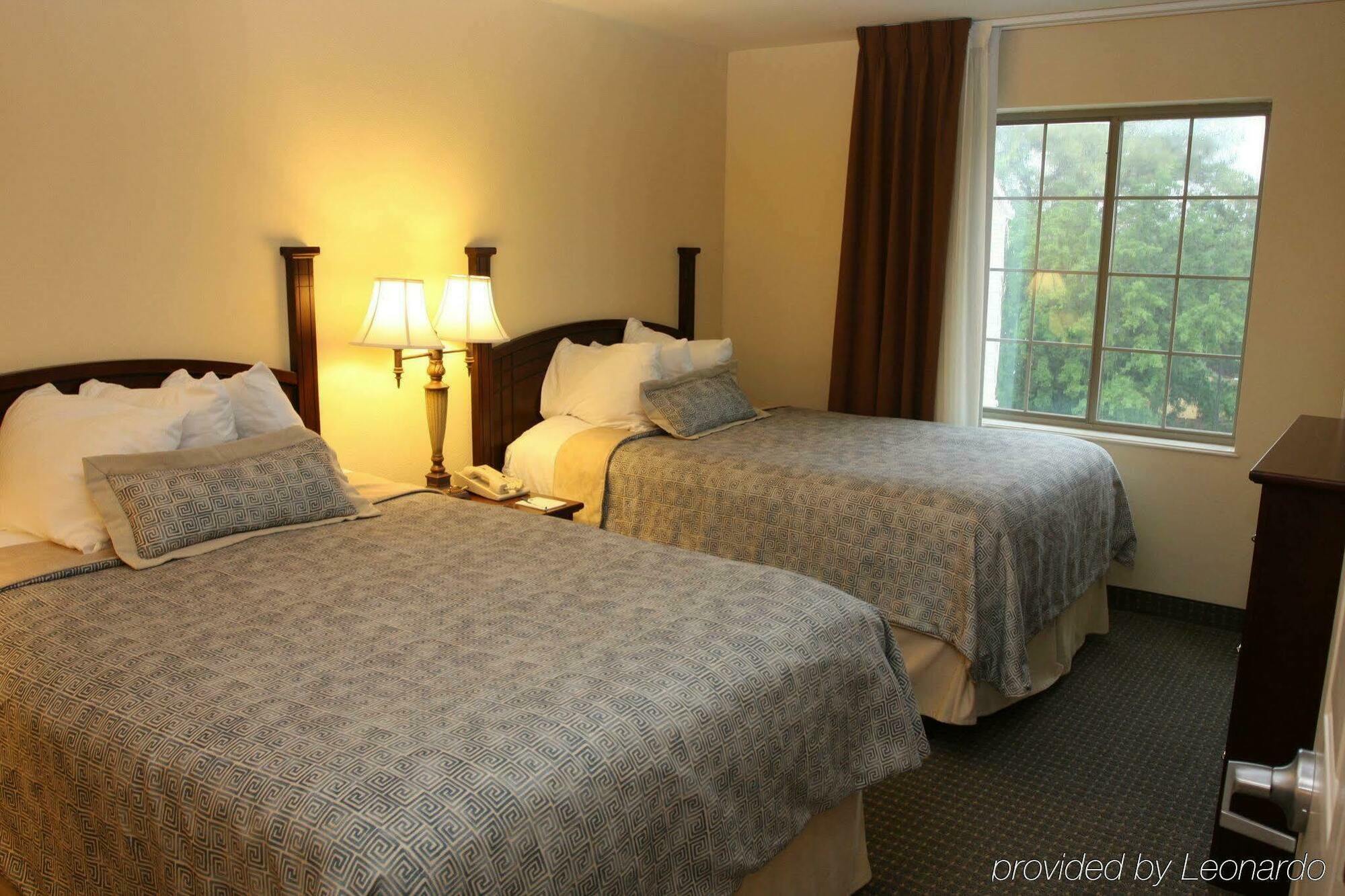 Staybridge Suites Mcallen By Ihg חדר תמונה